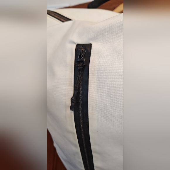 Adidas backpack - Picture 3 of 7